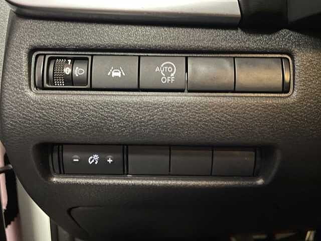 Nissan MY21 QASHQAI 1.3DIG-T 140CV MHEV N-CONNECTA MY21 QASHQAI 1.3DIG-T 140CV mHEV N-CONNECTA